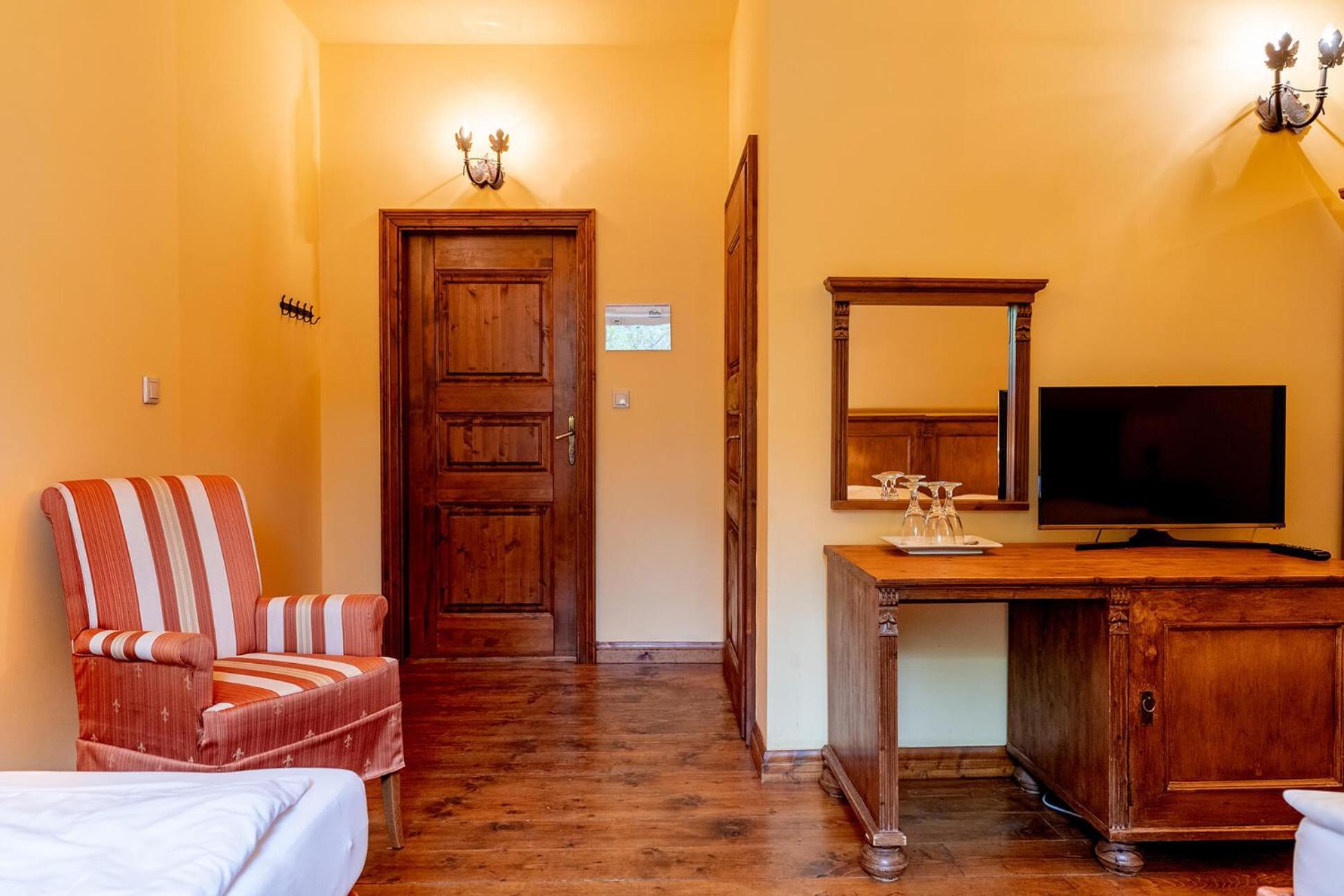 Penzion Cosmopolitan I. Banska Stiavnica Luaran gambar
